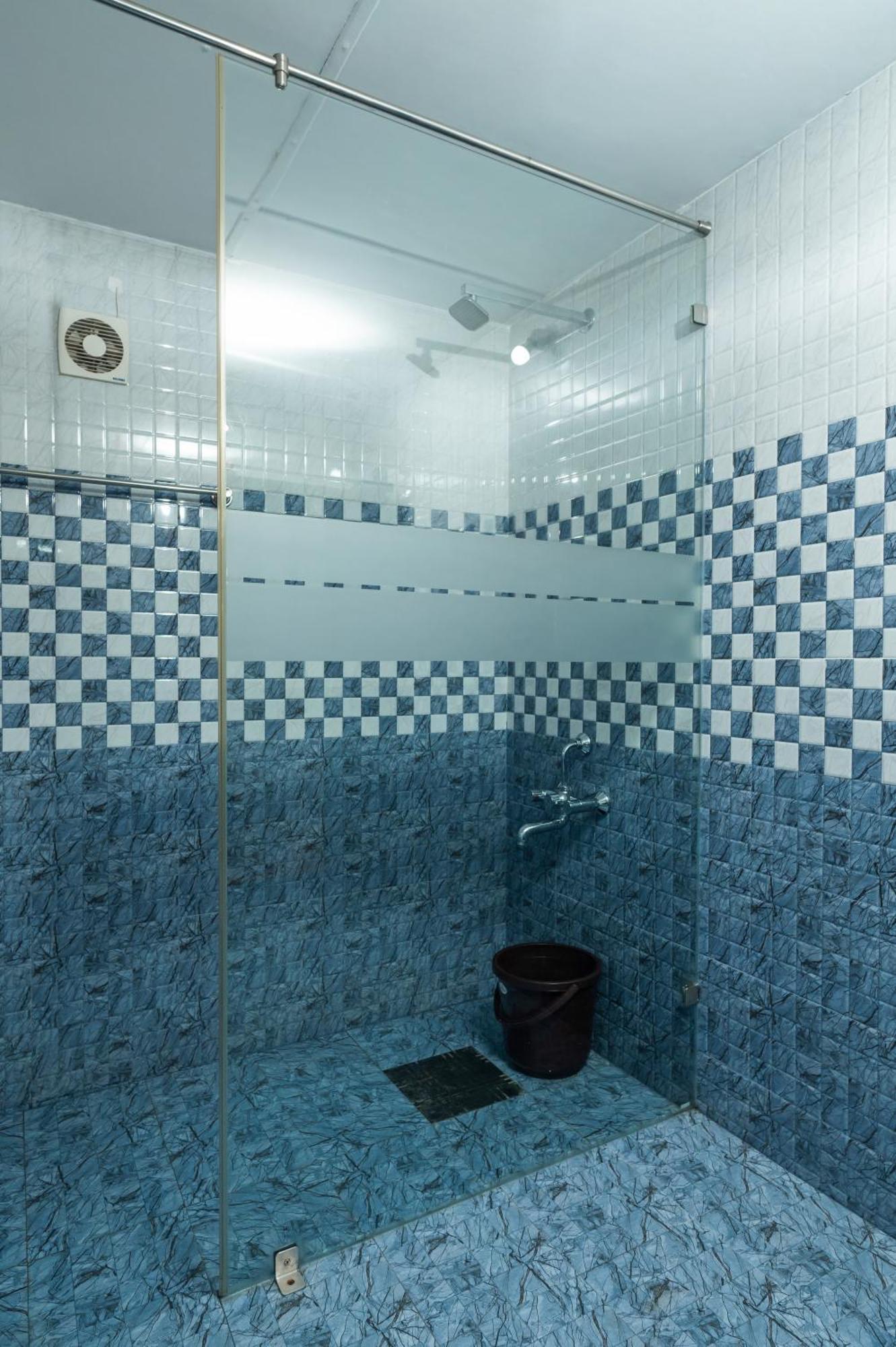 Babira Brookside Heritage Resort 쿠마라콤 외부 사진